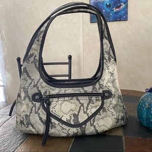 Simply Vera Iridescent Shoulder Bag